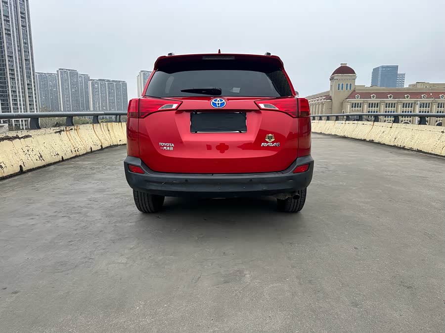 Toyota RAV4 2015 #7 Toyota RAV4 2015 car image #7