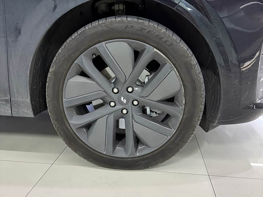 Li L6 2025 imagen de coche #7