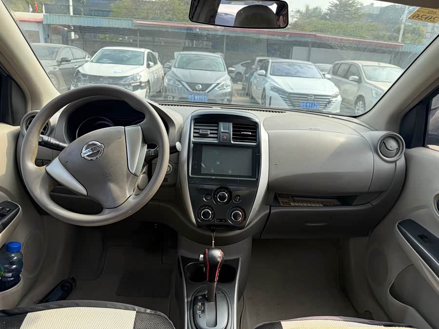 Nissan Sunny 2014 car image #7