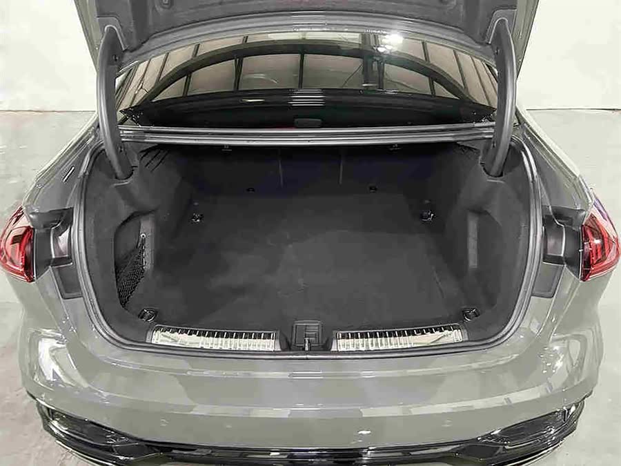 Audi 2025 immagine di auto #7