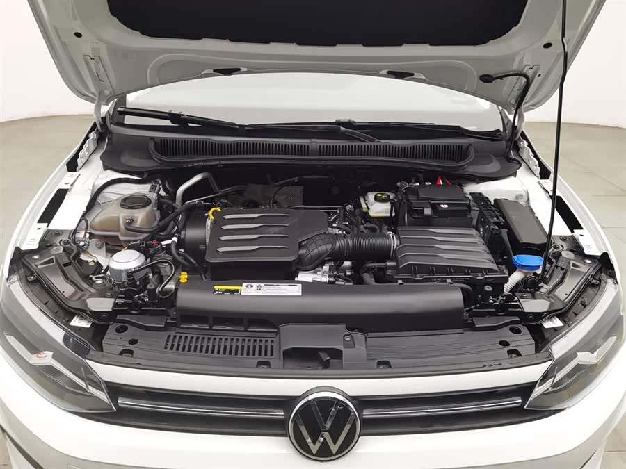 Volkswagen Polo 2023 car image #7