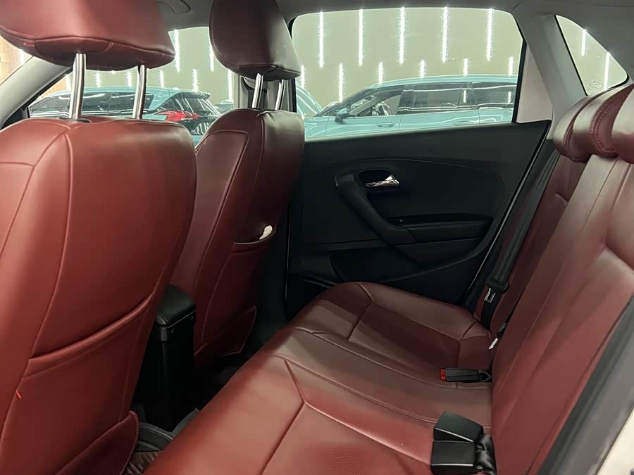 Volkswagen Polo 2018 car image #7