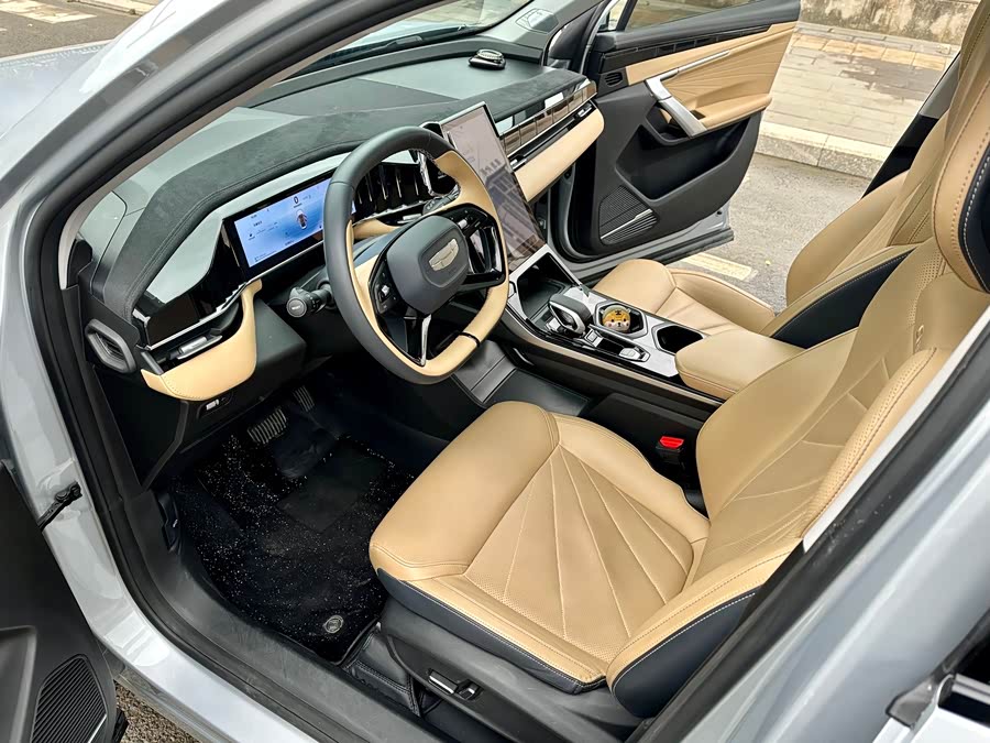 GEELY Boyue L 2022 car image #7
