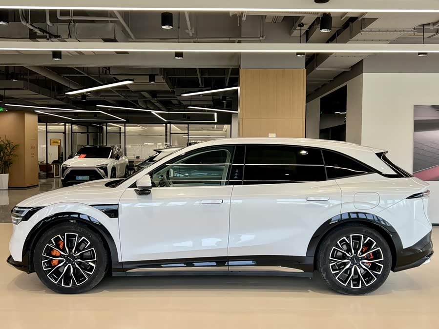 Zeekr 7X 2024 car image #7