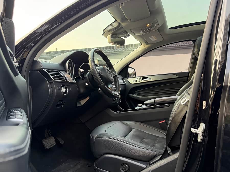 Mercedes-Benz GLE Coupe 2017 image de voiture #7