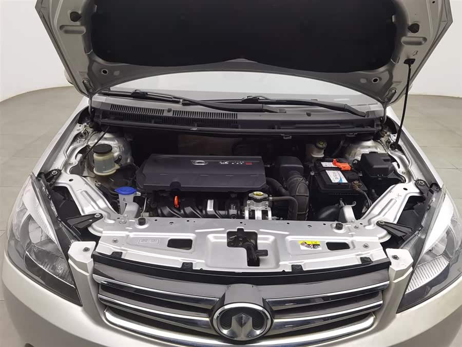 Great Wall C30 2016 car image #7