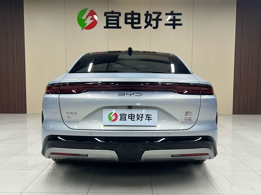 BYD HanL 2025 #7 BYD HanL 2025 car image #7