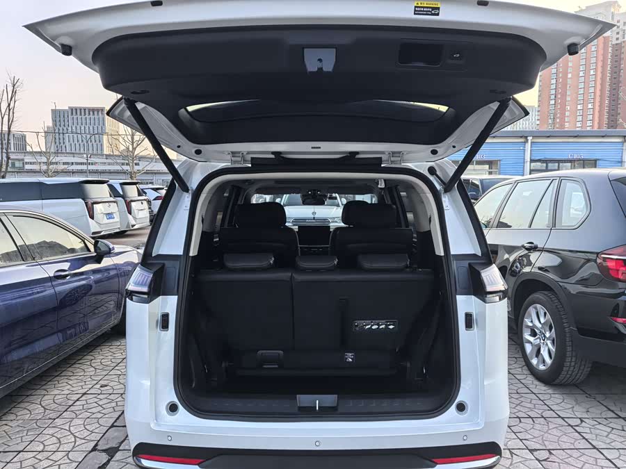 GAC Trumpchi E8 2024 car image #7