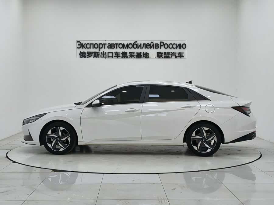 Hyundai Elantra 2022 car image #7