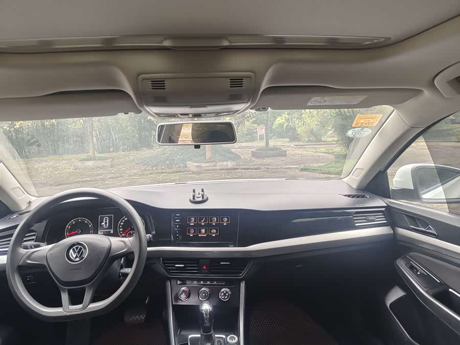 Volkswagen Bora 2020 car image #7