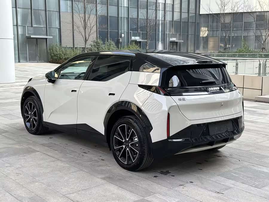 Zeekr X 2024 car image #7