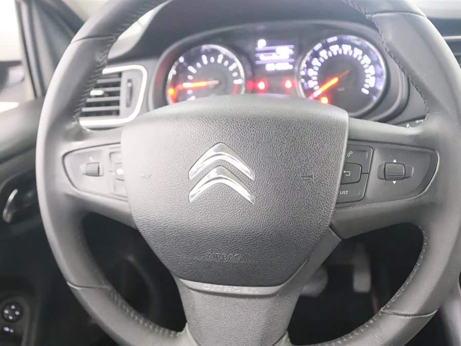 Citroen C3-XR 2015 car image #7