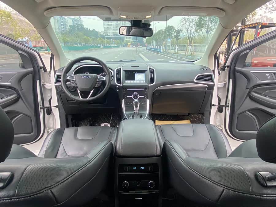 Ford Edge 2019 car image #7