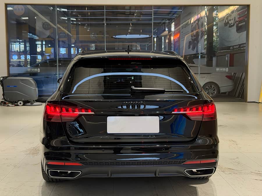 Audi A4 (Imported) 2022 صورة سيارة #7