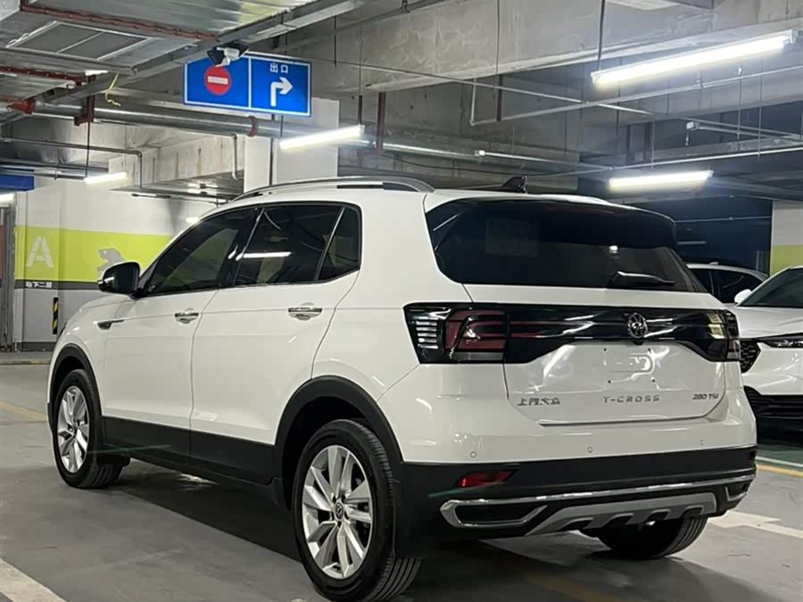 Volkswagen T-Cross 2022 car image #7