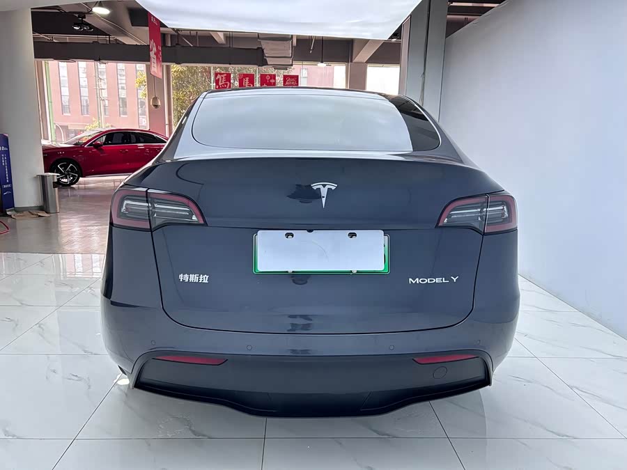 Tesla Model Y 2022 #7 Tesla Model Y 2022 car image #7