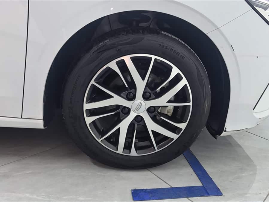 GEELY Emgrand 2021 car image #7