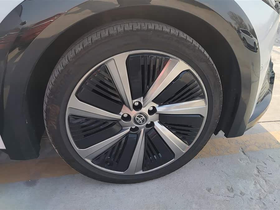 Toyota bZ5 2025 car image #7