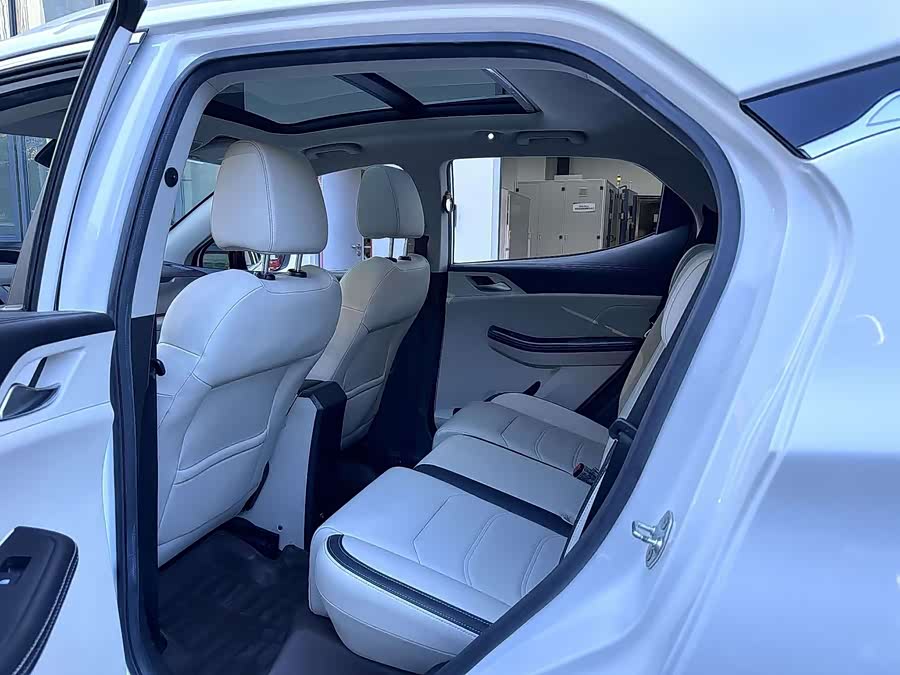 BYD Yuan Pro 2023 #7 BYD Yuan Pro 2023 car image #7