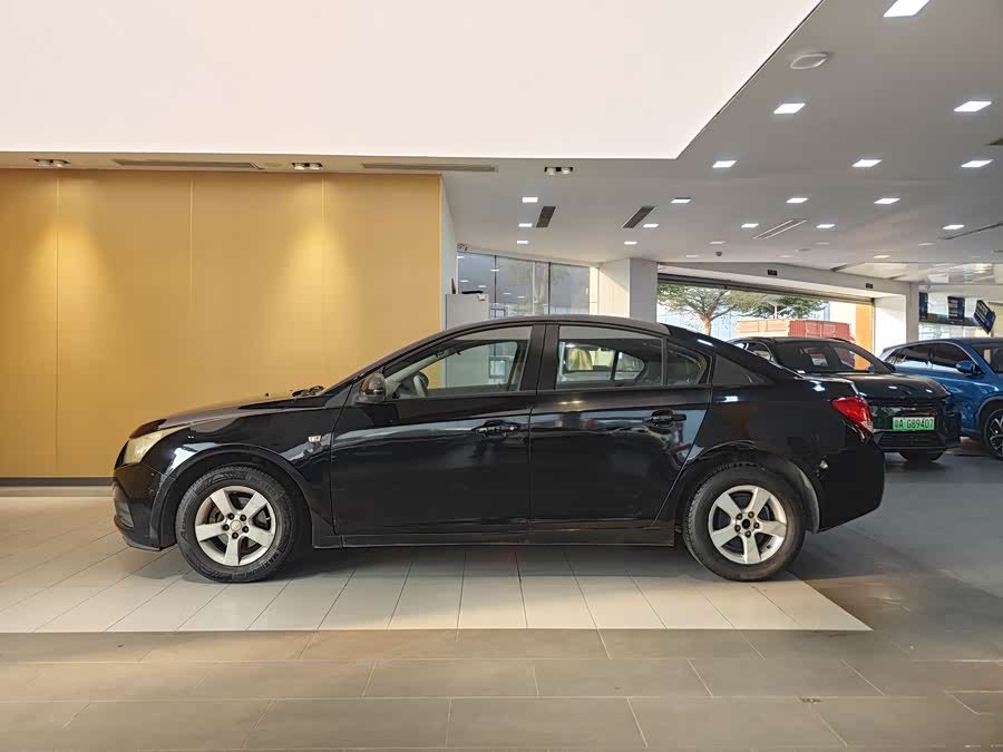 Chevrolet Cruze 2011 изображение автомобиля #7