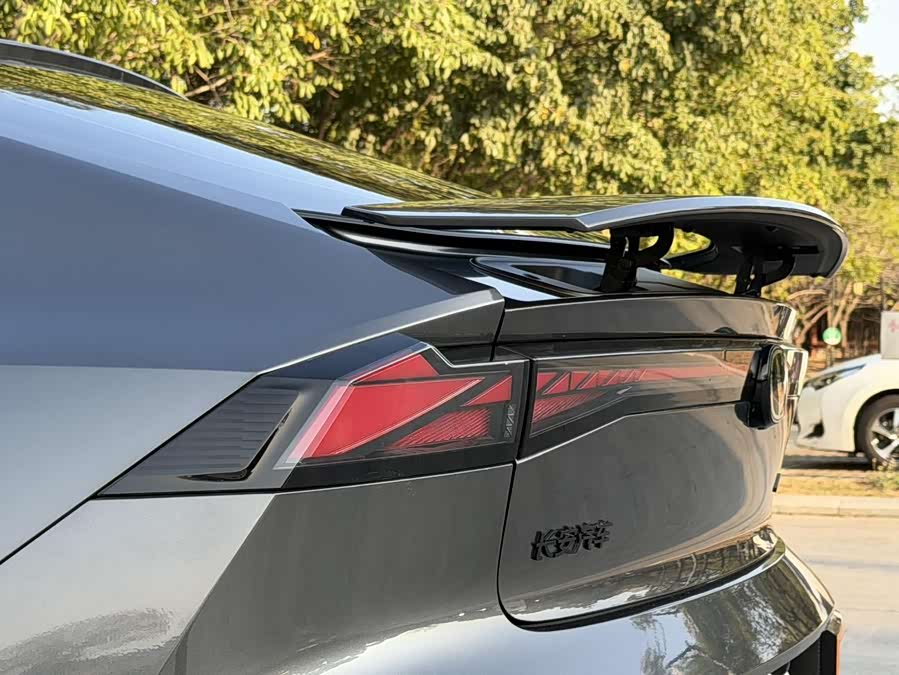 Changan UNI-V 2023 car image #7