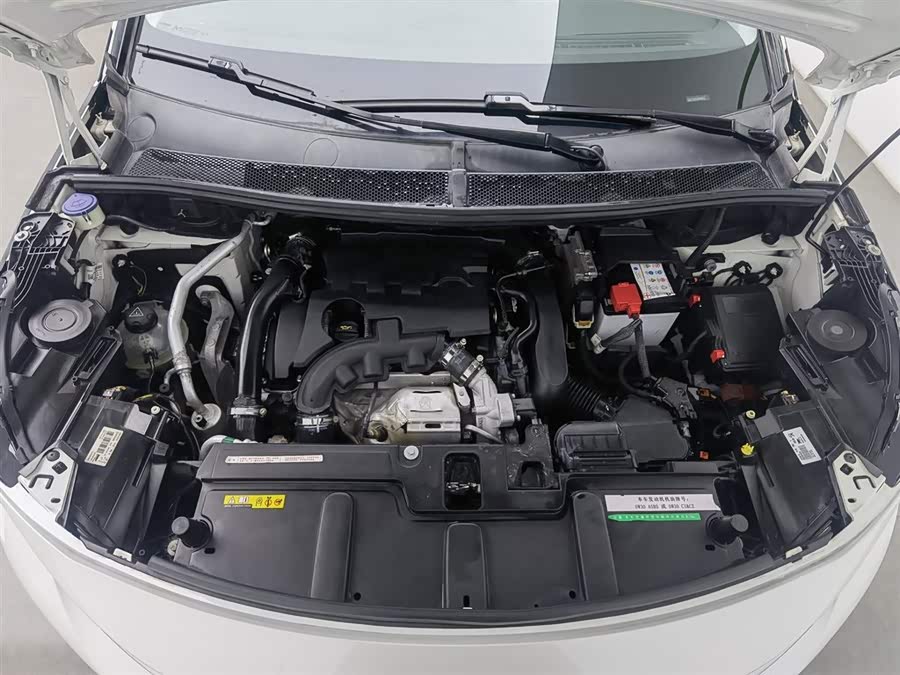 Peugeot 4008 2018 #7 Peugeot 4008 2018 car image #7