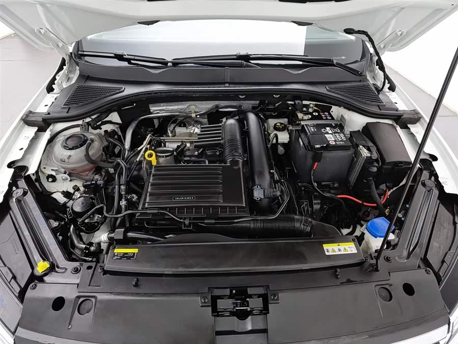 Volkswagen Bora 2024 car image #7