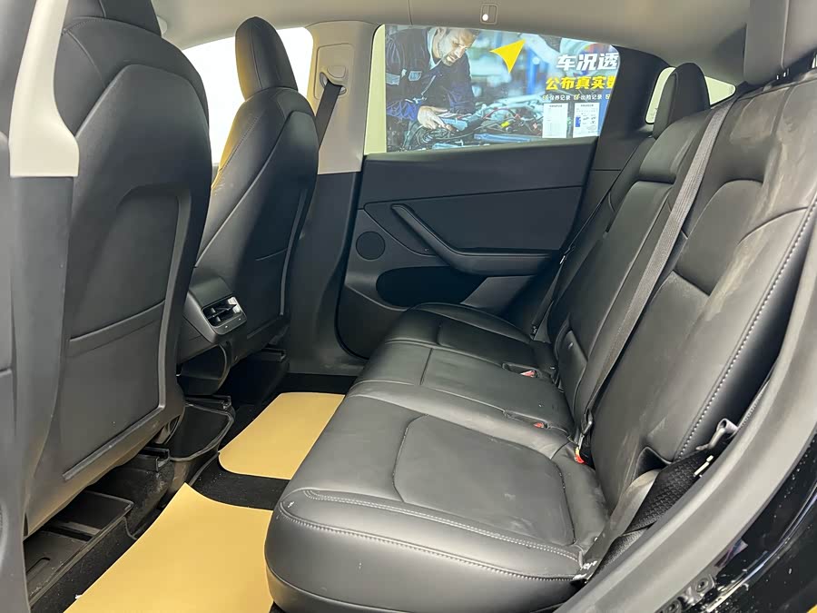 Tesla Model Y 2022 car image #7