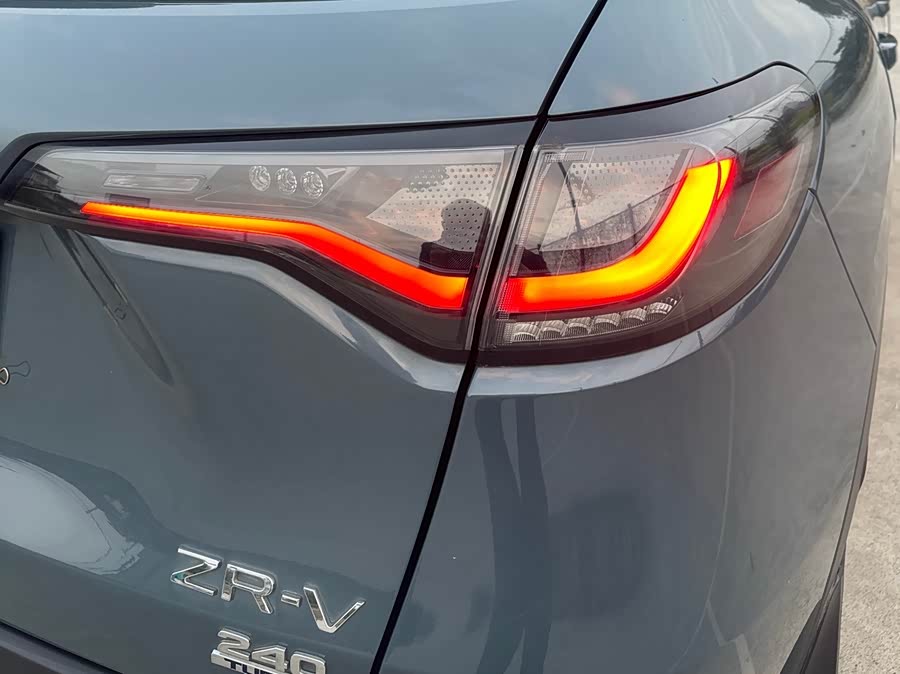 Honda ZR-V 2023 car image #7