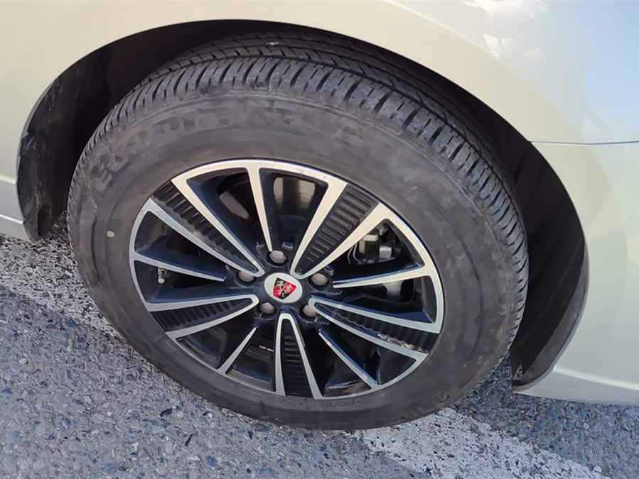 荣威 荣威Ei5 2018 汽车图片 #7