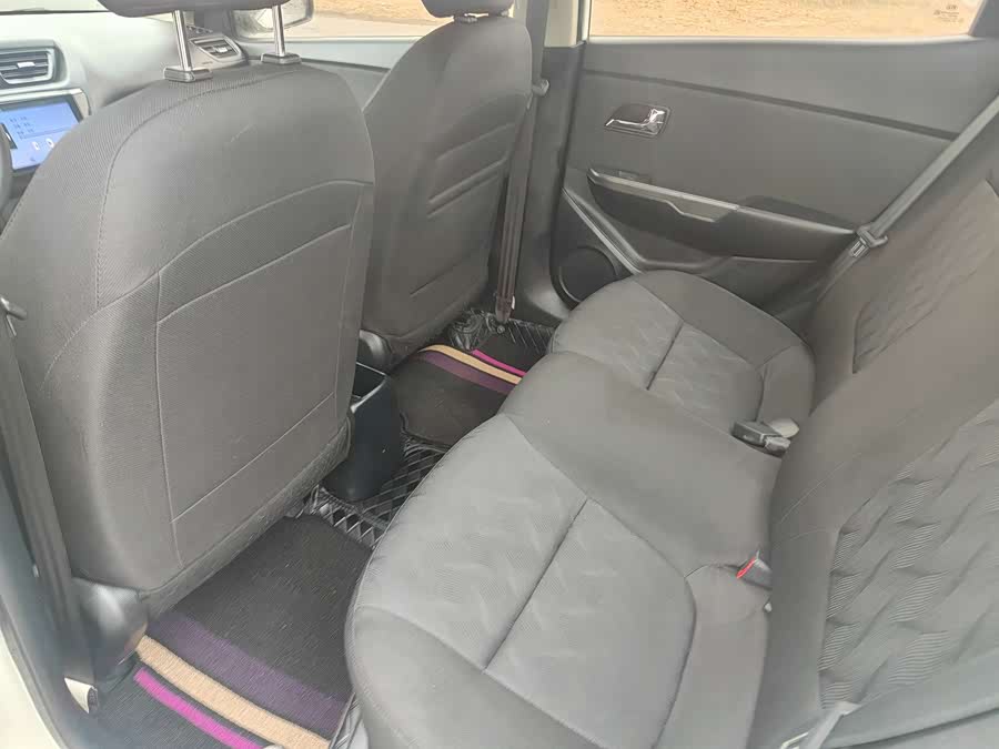 起亚 起亚K2 2013 汽车图片 #7