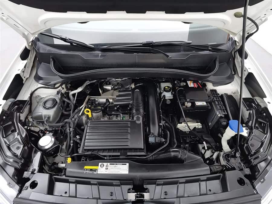 Volkswagen T-Cross 2021 car image #7