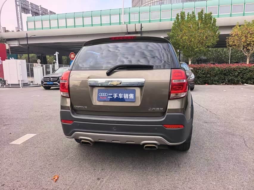 Chevrolet Captiva 2016 car image #7