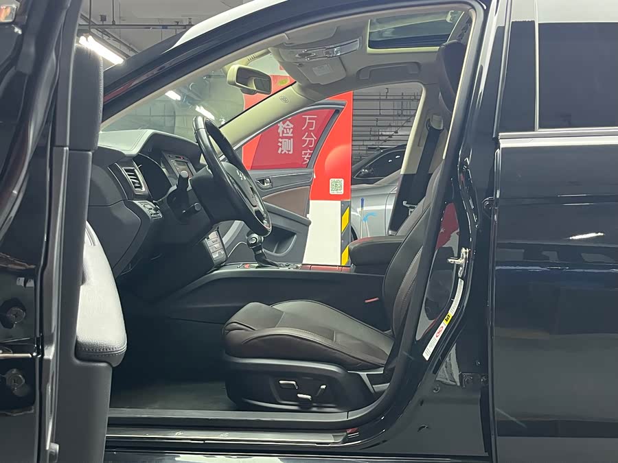 HongQi H7 2018 car image #7