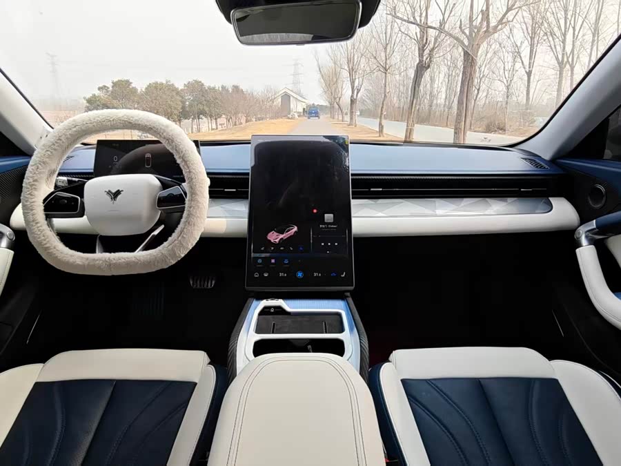 哪吒汽车 哪吒GT 2024 汽车图片 #7