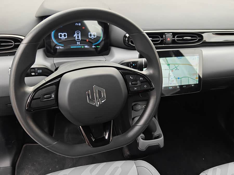 零跑汽车 零跑T03 2025 汽车图片 #7