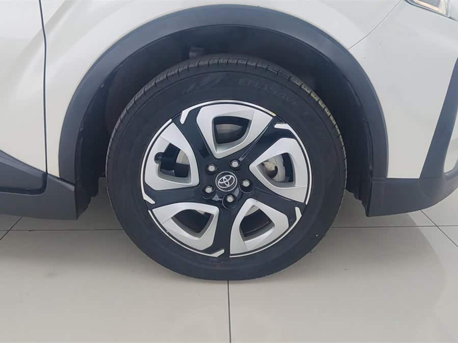 Toyota C-HR EV 2021 car image #7