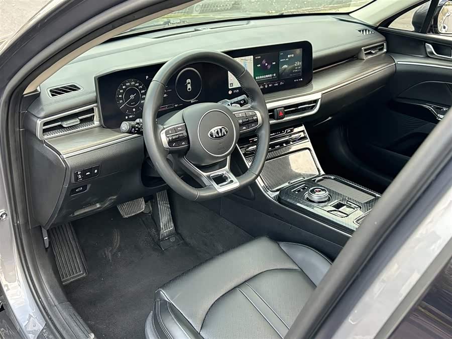 Kia K5 2021 صورة سيارة #7