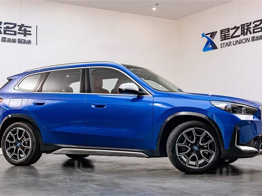 BMW iX1 2024 صورة سيارة #7