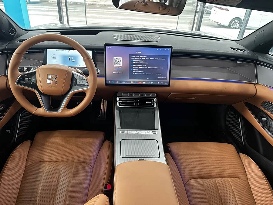 BYD HanL 2025 immagine di auto #7