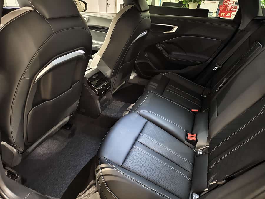 Audi FAW Audi A5L 2025 #7 Audi FAW Audi A5L 2025 car image #7