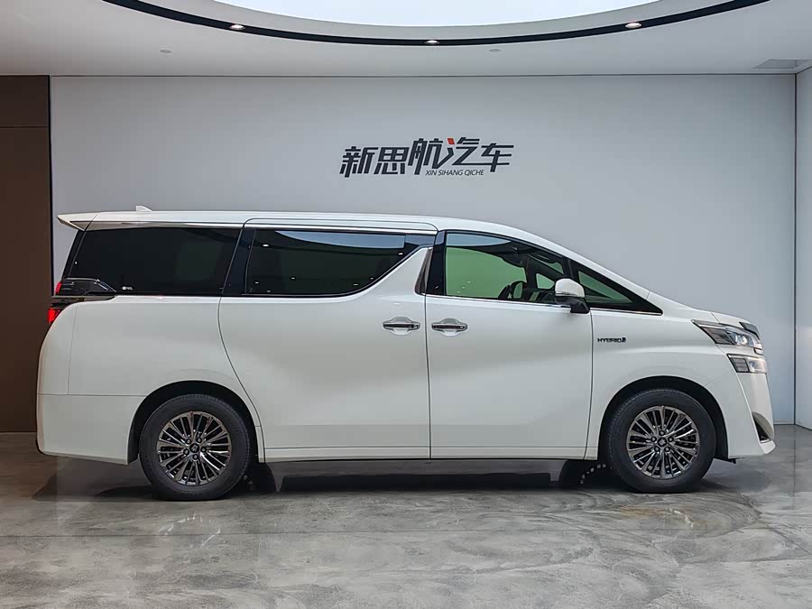Toyota Vellfire 2022 immagine di auto #7
