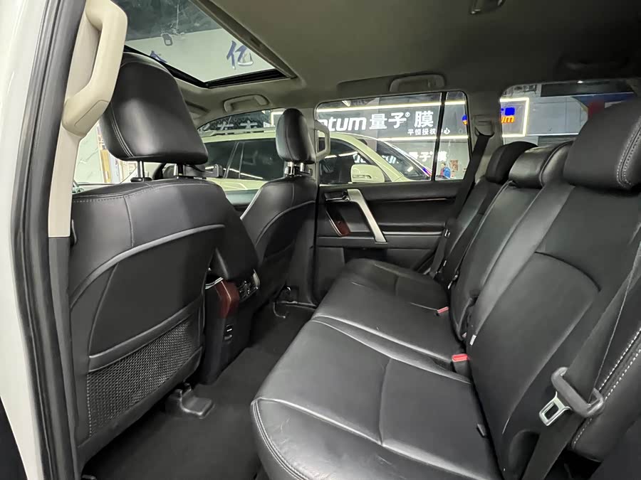 Toyota Land Cruiser Prado 2014 car image #7