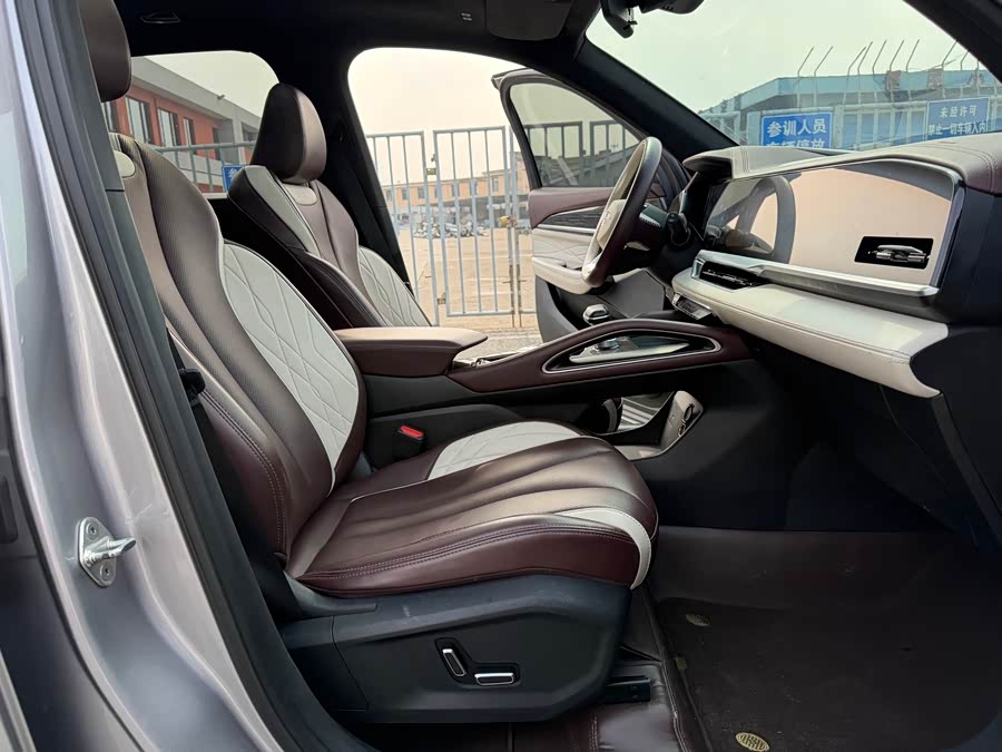 GEELY Monjaro 2021 car image #7