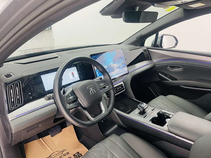 BYD SongL DM-i 2025 #7 BYD SongL DM-i 2025 car image #7