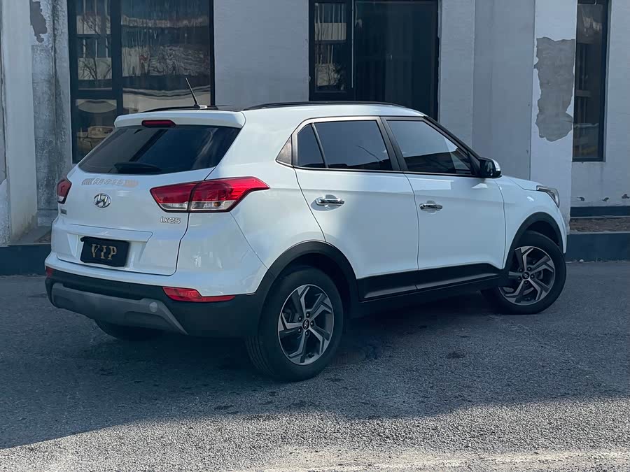 Hyundai ix25 2017 car image #7