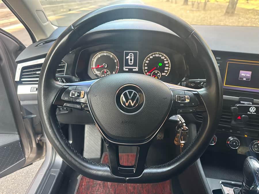 Volkswagen Bora 2020 car image #7