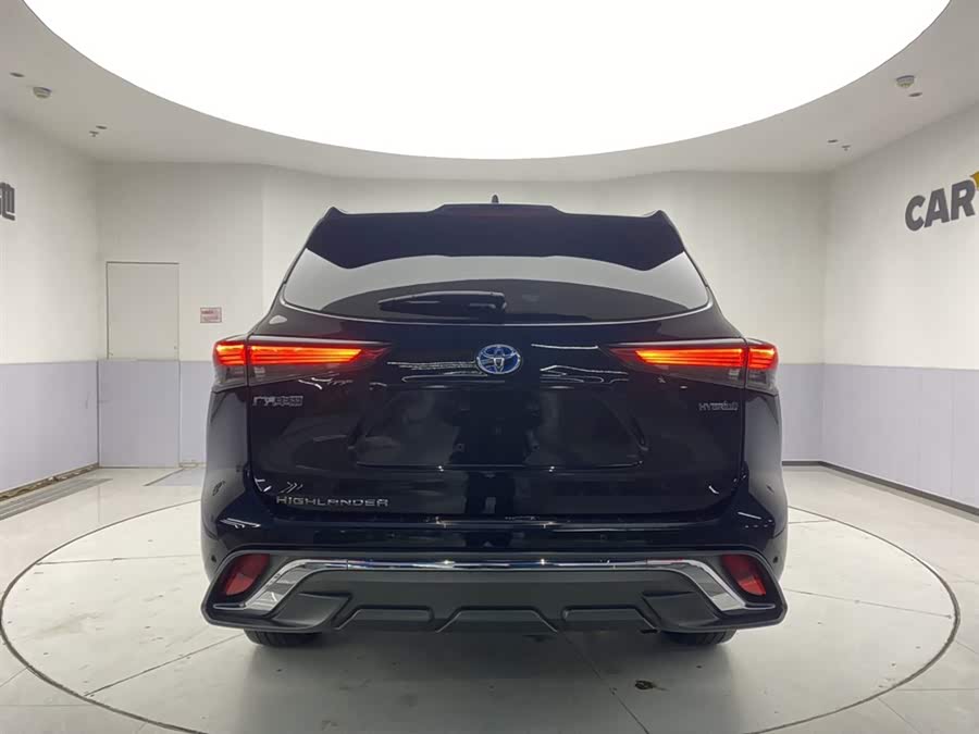 Toyota Highlander 2022 car image #7