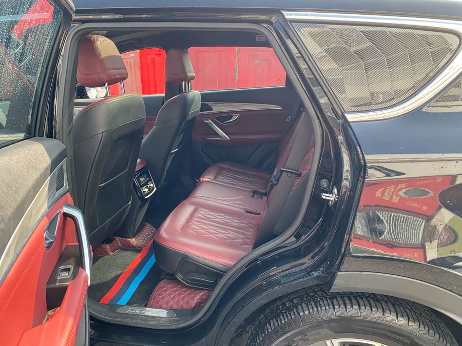 X70 PLUS 2023 car image #7