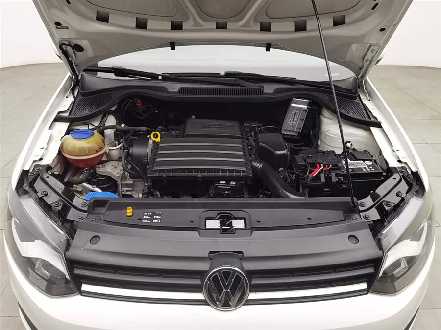 Volkswagen Polo 2018 car image #7